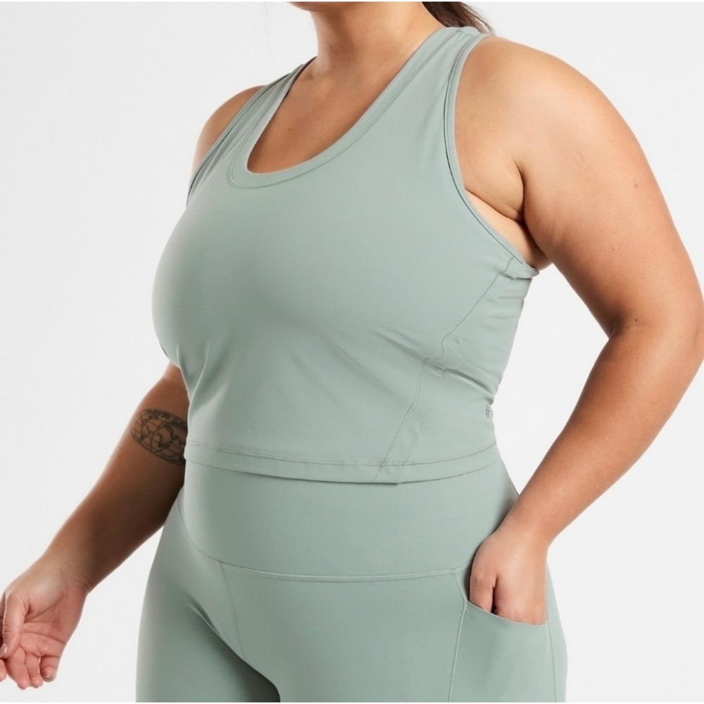 Athleta Shanti‎ Crop Tank 3.0 Powervita Soft Green Size 2X